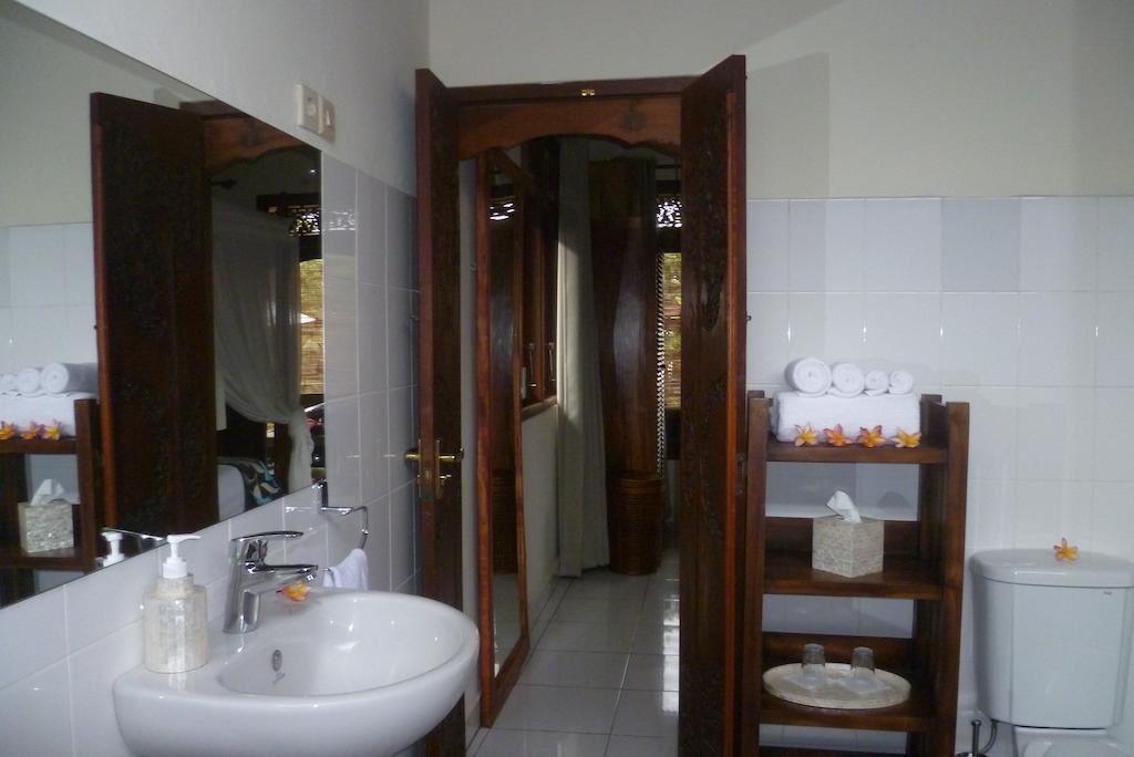 Villa Ariana Seminyak Pokoj fotografie